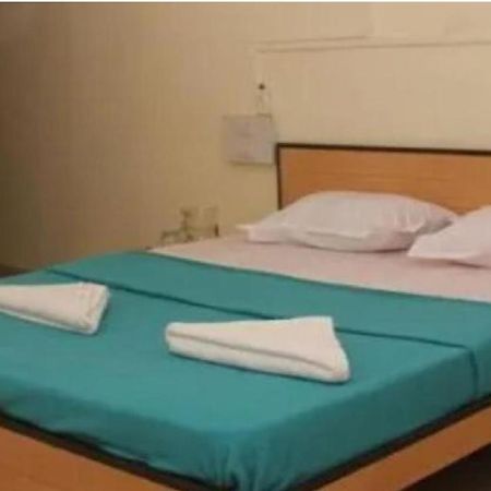Hotel Chandrawali By Wb Inn Ballia Extérieur photo