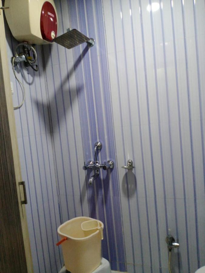 Hotel Chandrawali By Wb Inn Ballia Extérieur photo