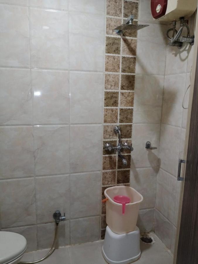 Hotel Chandrawali By Wb Inn Ballia Extérieur photo
